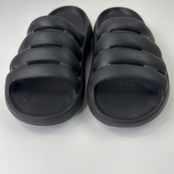 UGG women's Black Sport Yeah Comfort Slip on Slides Sandals - Picture 3 of 12